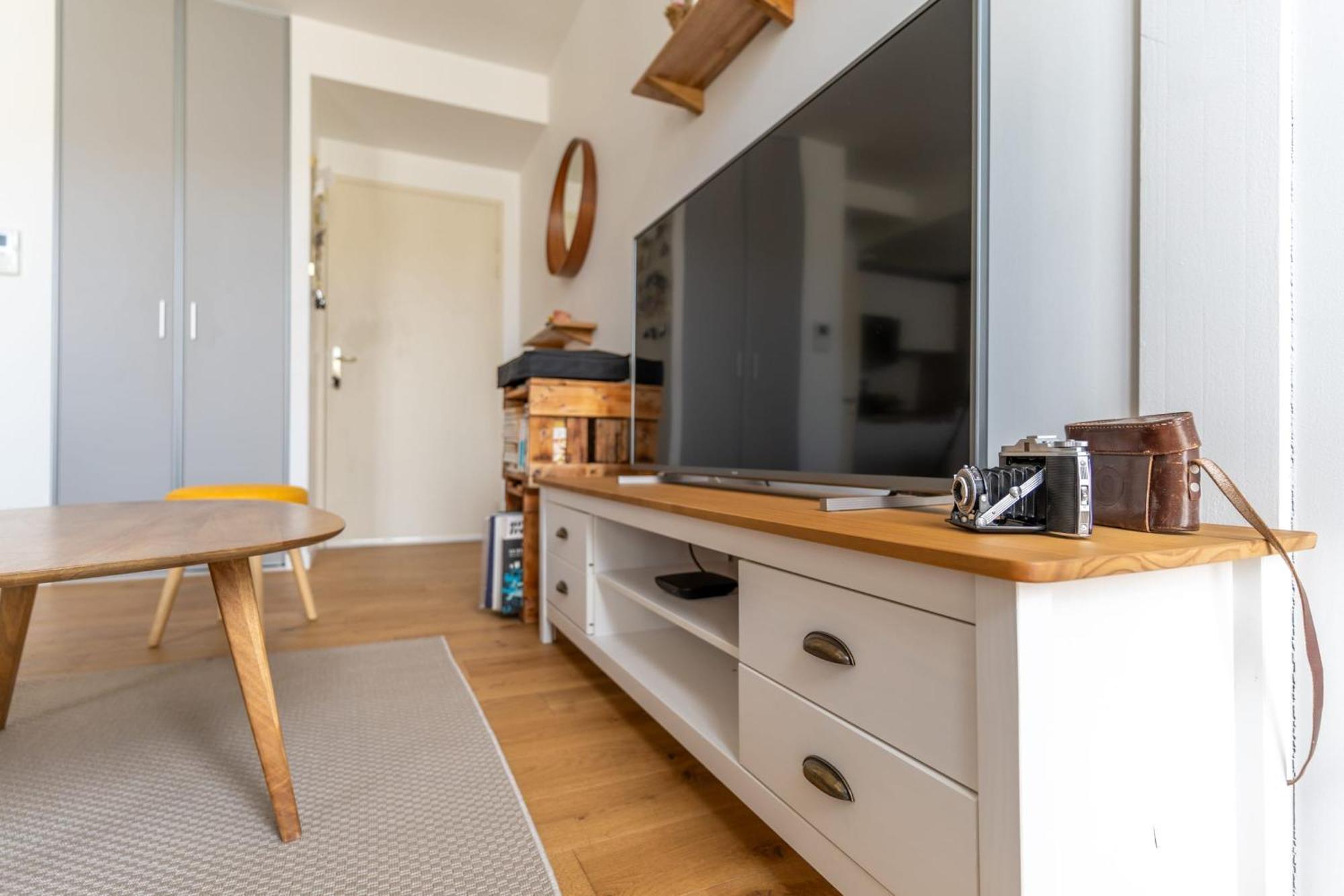 Charming Apartment In Bordeaux - Welkeys Bagian luar foto